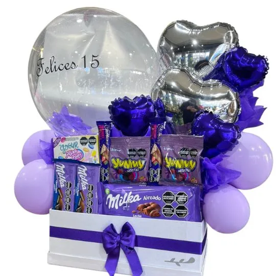 box con chocolates y globos 15 años